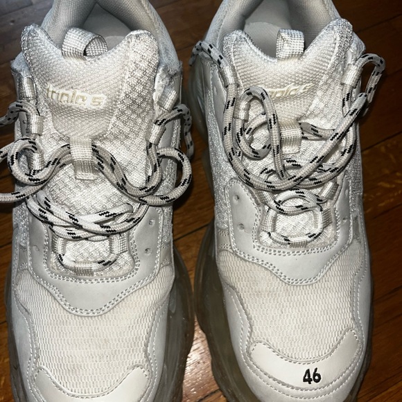 BALENCIAGA TRIPLE S clear sole sneaker - Picture 7 of 15